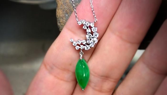 Pt900 Jade Diamond Pendant Necklace